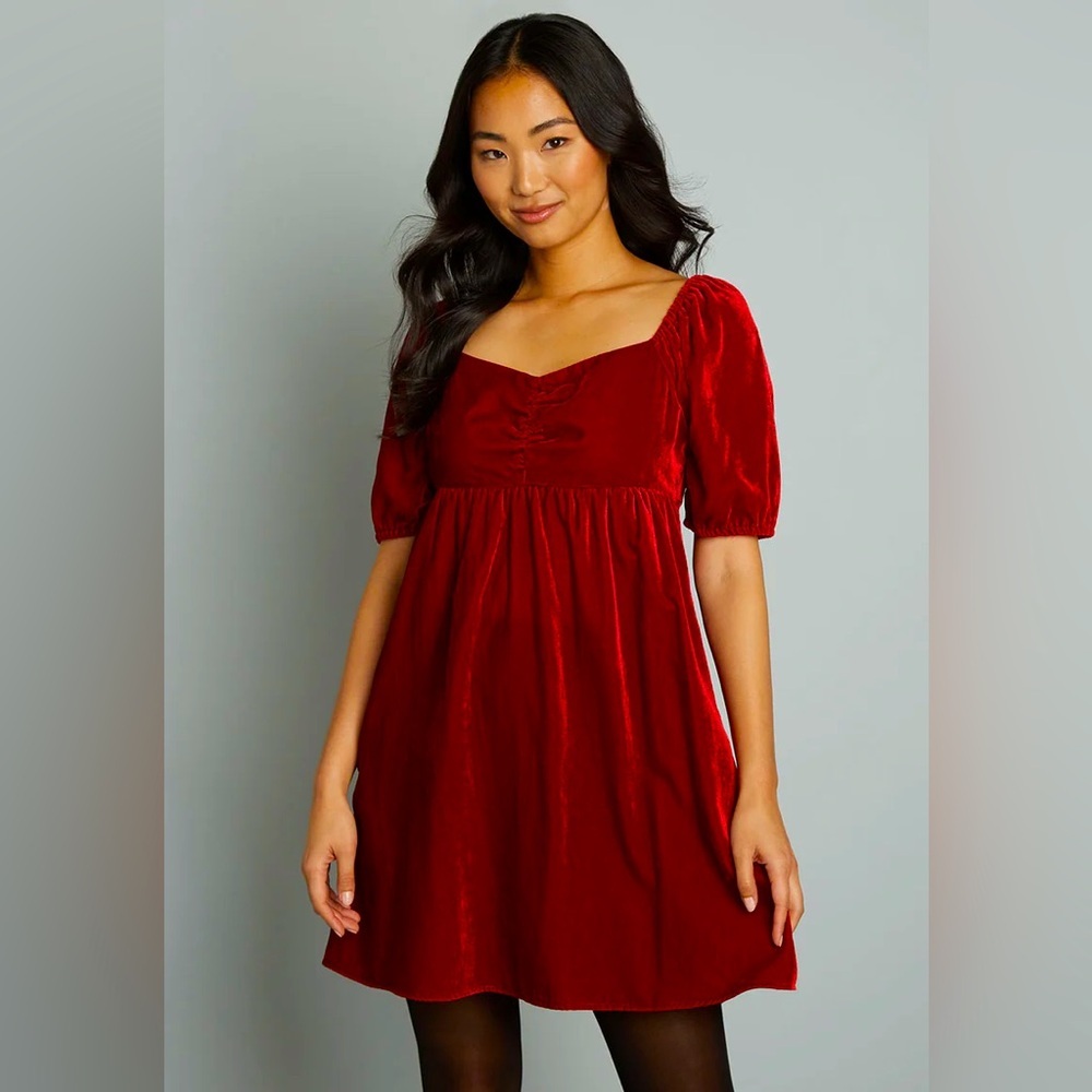 ModCloth Ruby Red Velvet Special Occasions Holiday Party Babydoll Dress Size XS